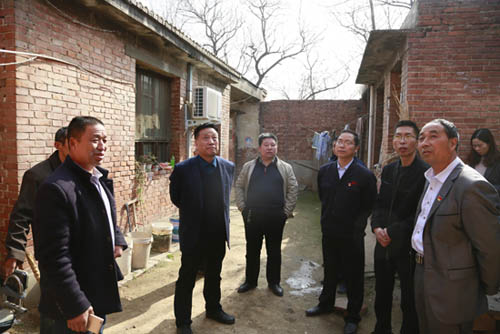 z6.com党委书记李占明深刻穷困户调研，，，，，，助力精准扶贫