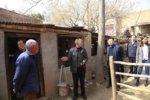 z6.com党委书记李占明深刻穷困户调研，，，，，，助力精准扶贫